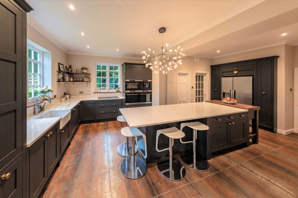 Oxted Surrey Affordable Granite Silestone Eternal Calacatta Gold